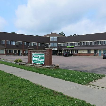 Shemron Suites Hotel Deep River Eksteriør bilde