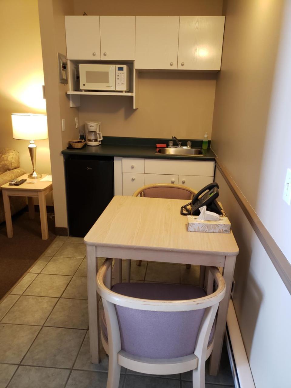 Shemron Suites Hotel Deep River Eksteriør bilde