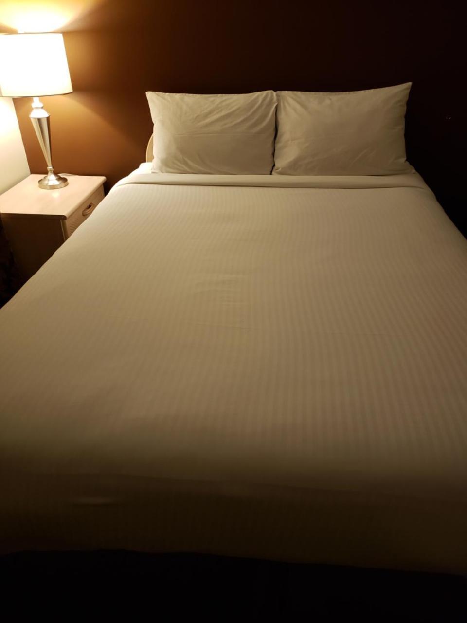 Shemron Suites Hotel Deep River Eksteriør bilde