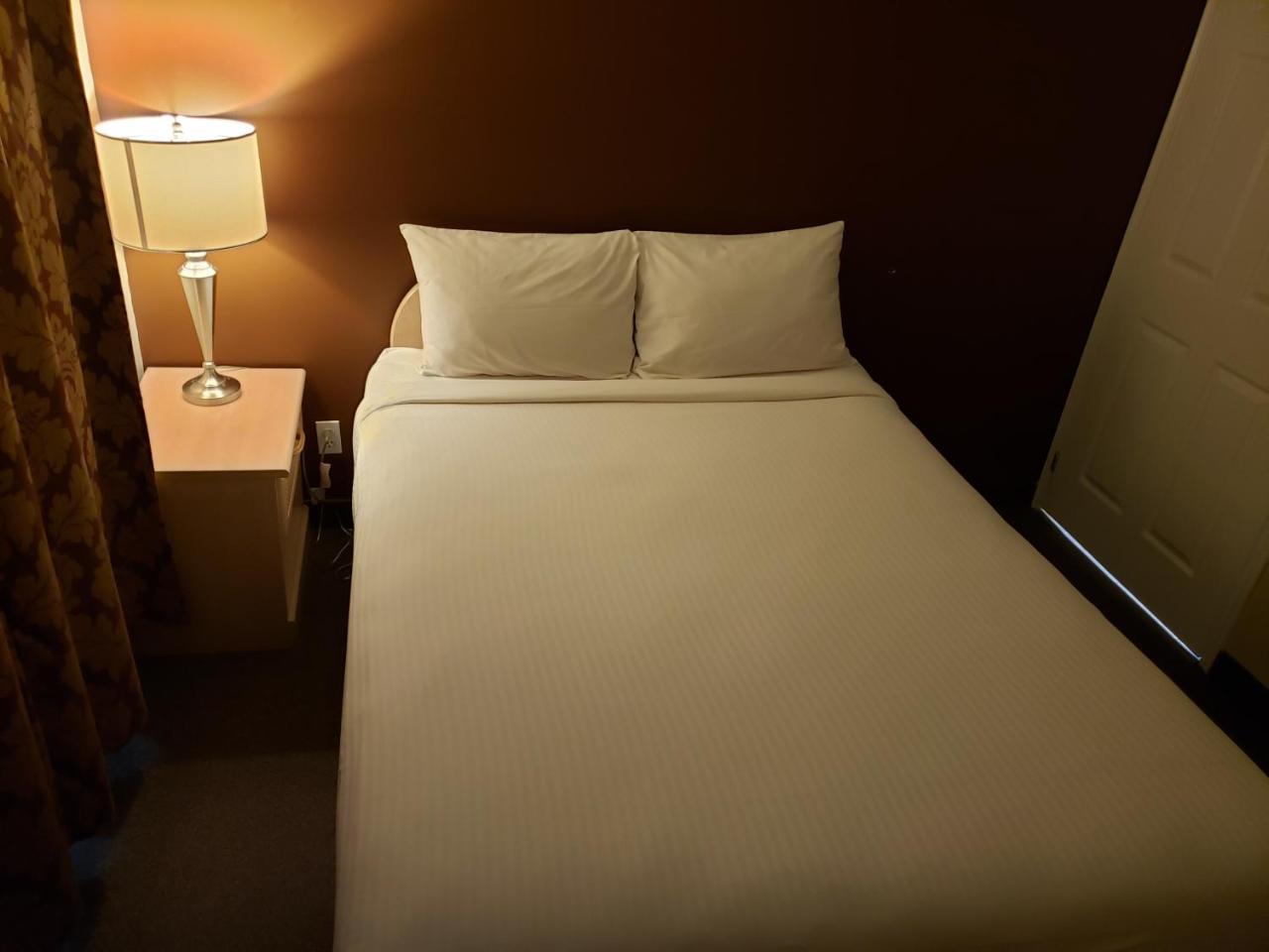 Shemron Suites Hotel Deep River Eksteriør bilde
