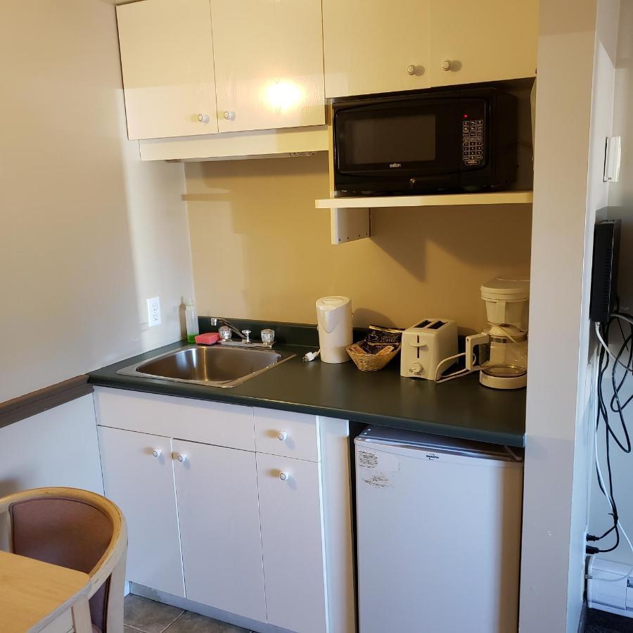 Shemron Suites Hotel Deep River Eksteriør bilde